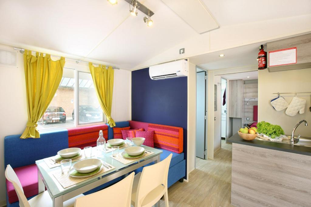 Camping Casa Mobile-camping Bella Italia Peschiera del Garda